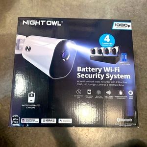 NIGHT OWL - 10 CHANNEL 4 CAMERA WIRE FREE 1080p 1TB NVR SECURITY CAMERA
